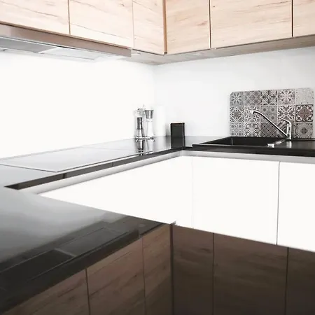 Apartment Lovely Modern 1 Bedroom
